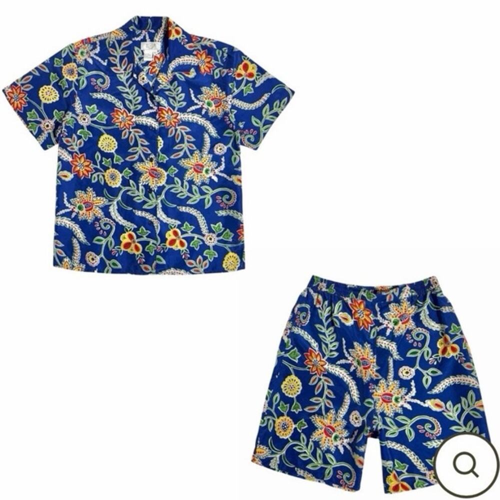 Vintage 100% Silk Floral Print Pajamas Shorts Set Resortwear Top 6” Shorts Small